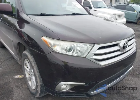 2012 Toyota Highlander Base V6 z USA, uszkodzony, nr VIN 5TDBK3EH6CS169850